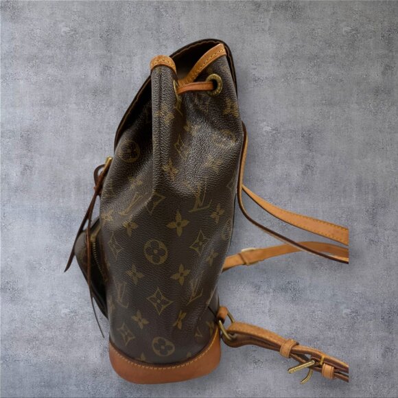 Louis Vuitton Monogram Montsouris MM Backpack - Picture 4 of 11
